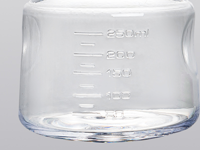 良好的透明度，刻度清晰，便于觀察容量