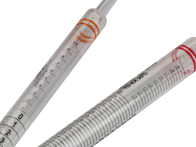 雙向刻度線設計，便于識別移液體積，負刻度增加移液容量，適用于更大容量